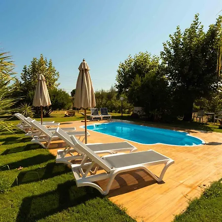 Blue Wave With Pool 100m From The Καρουσάδες