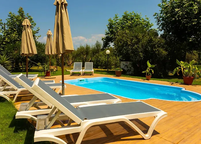 Blue Wave With Pool 100m From The *