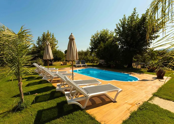 Blue Wave With Pool 100m From The Karousádes