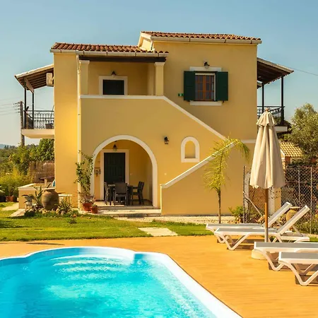 Blue Wave With Pool 100m From The