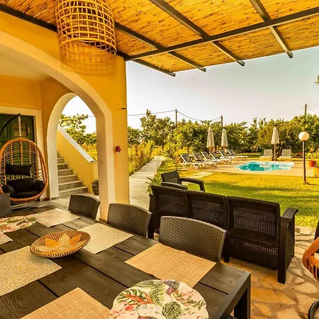 Blue Wave With Pool 100m From The Karousádes